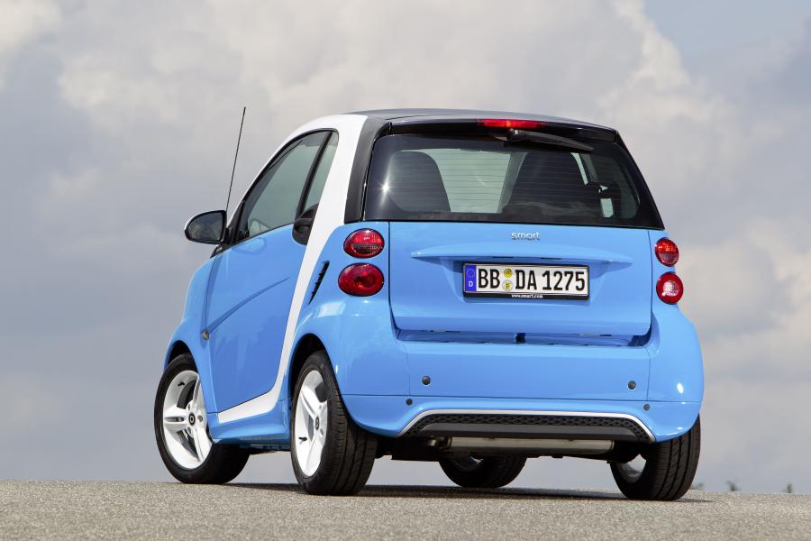  Smart ForTwo Edition Iceshine Coupe (C451) 2012 года  (фото 22 из 24)